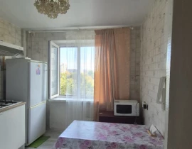 2-комнатная квартира, 52 м2 , 5 этаж, Карла Маркса пр-кт, 13 - фото 1