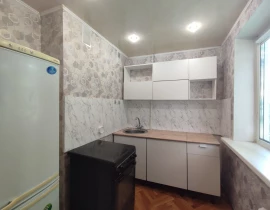 3-комнатная квартира, 57.9 м2 , 4 этаж, Карла Маркса пр-кт, 284 - фото 5