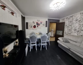 3-комнатная квартира, 83.2 м2 , 1 этаж, Крейсерная ул, 3 - фото 1