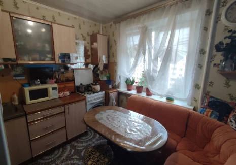 2-комнатная квартира - проспект Карла Маркса, 241 / Советской Армии - фото 2