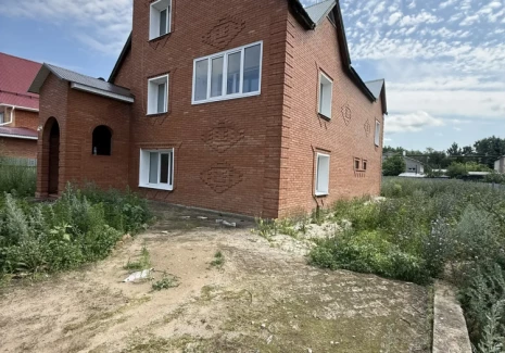 Дом 353 кв.м. Самарская область, муниципальный район Красноярский, сельское поселение Красный Яр, село Красный Яр, улица Уфимская, домовладение 5 - фото 4
